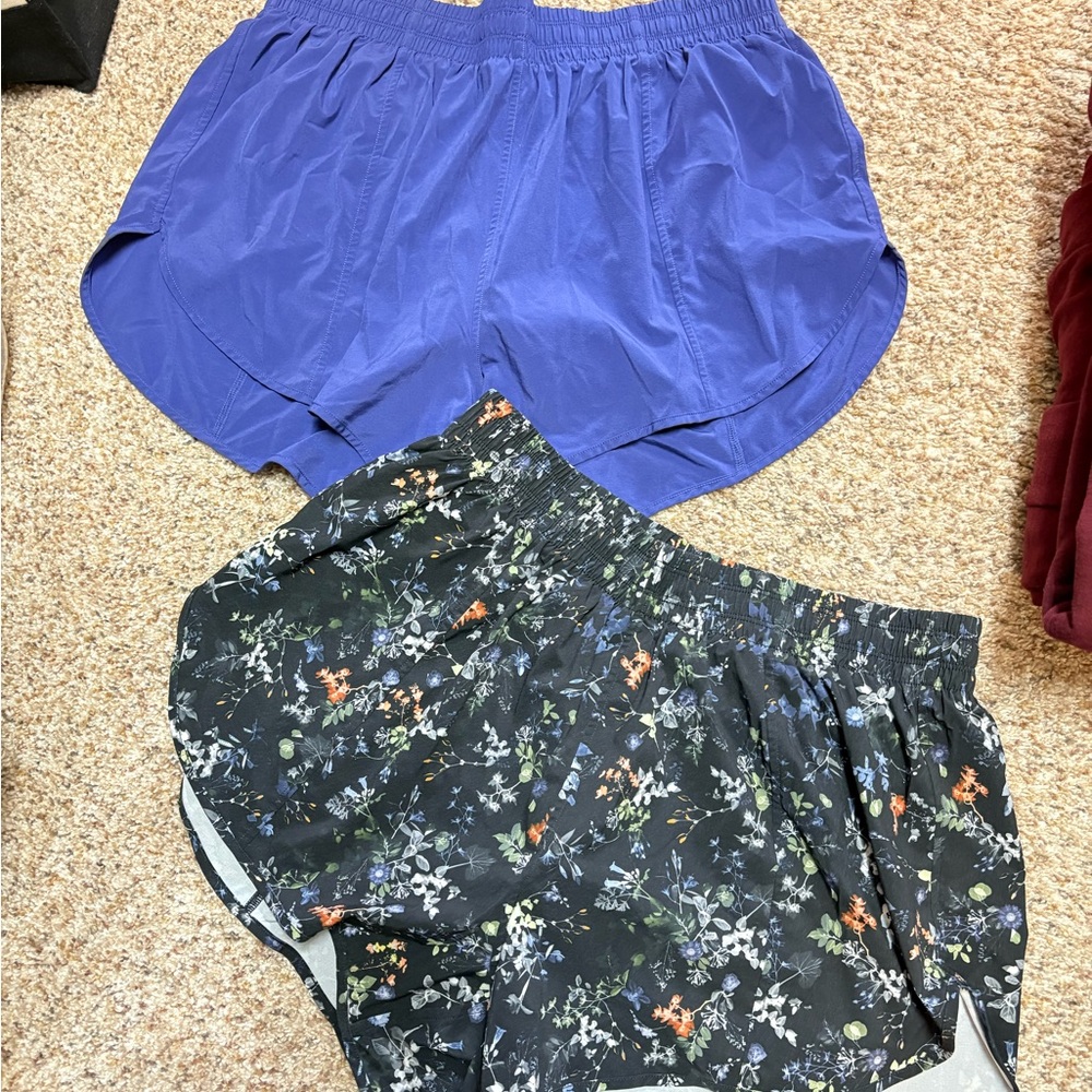 Storia Blue and Floral Women's Athletic Shorts